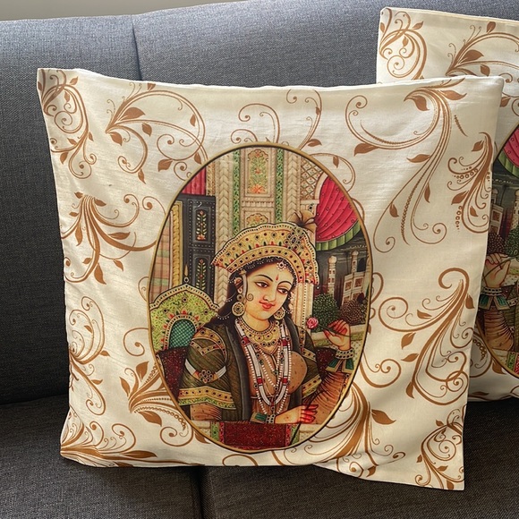 Accent Cushion covers - set of two - Picture 3 of 5